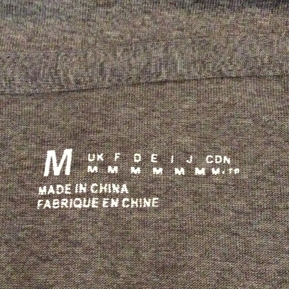 Reebok Gray T-Shirt - Picture 5 of 6